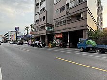 稀有屏東長治中心圓環✨正四樓黃金店住透天