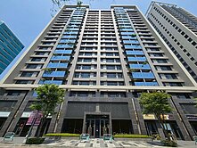 國泰Double A校園首排低總價投報佳店面