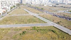 稀有可蓋一戶13期近中山醫面公園建地