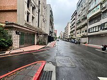 古亭捷運站旁華廈一樓花園獨門獨立停車