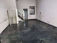 鼎中明誠商圈正10米路上騎樓店面住家