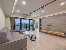 鄰近美術館特區稀有景觀宅精美三房+平車