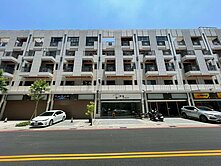 五甲商圈｜福誠中學｜電梯透天5樓店面~5年新屋