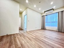 🍀#何凌萱🍀泓典金鑽高樓層全新2房車