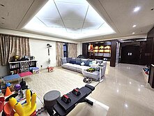 住商小宋線上賞屋~水鑽石美妝雙拼五房雙車