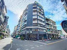 高雄車站後驛商圈華廈三房