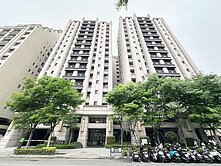山河滙｜精裝系統收納輕屋齡室內26坪大三房平面車位