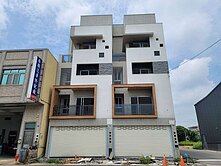彰化二林⭐市中心全新臨路電梯店墅