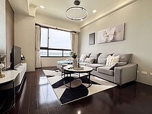 煙波行館❤️無敵視野美妝四房+B1平面大車位