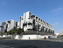 來電隨時看房！南興公園５間套房７衛浴雙車電梯別墅