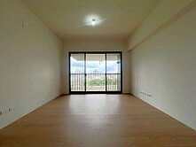 邦尼🌷鉅虹森美館｜全新朝南無限視野｜三房雙平車