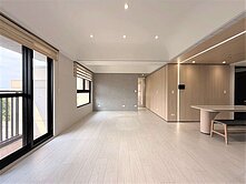 仁武可麗都質感裝潢2+1房獨立大平車