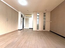 五期文心森林捷運站美術館大新國小大業國中大四房車位