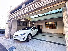 我是開發精選物件-近交流道57地坪9.9面寬三車墅