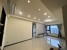  高樓層無敵視野，稀有三房含車位｜屋況超新免整理