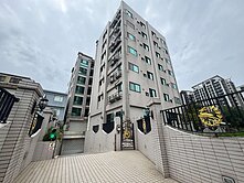 大力推荐帝閣-邊間採光休旅車位溫馨美三房