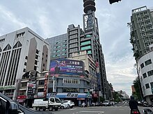 中華路商圈商業區1大店面+9大套房收租
