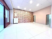 竹南 科學園區黃金店面49萬/坪🎯1+2挑高