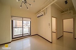 巨蛋捷運宅｜輕裝大兩房｜博愛香榭