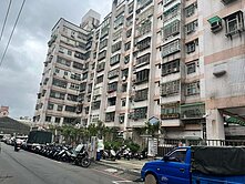 電梯大樓喜從天降