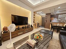 💎三民學區巨城商圈｜主建30坪優質3+1室雙車