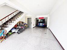 幼獅超美電梯別墅