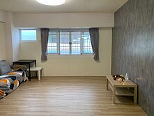 楠梓國王碧廈翻新電梯華廈明亮大三房