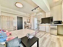 南屯全新電梯邊間13間透套