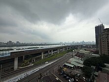 集美學區方正採光電梯河景套房