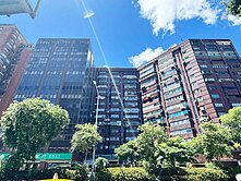 榮星花園僑大兩房