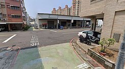 高雄三民區天天新市場旁三角窗建築用地