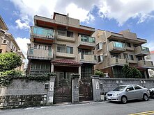 八期豐樂公園庭院大別墅－臨路‧雙併‧無管理費