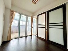 高工商圈◆臨12米路◆可營登極美別墅▲可停三車