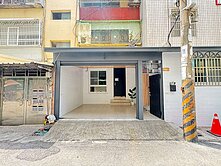 鳳山區赤山商圈通風採光優質三房車寓