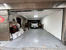 大馬路旁住辦透天一戶多用，生活事業兼得