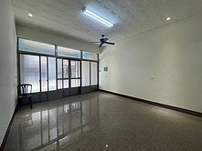 南投市近星巴克旁整新店住
