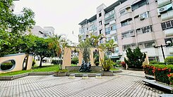 玉山路商圈大4房健身公寓