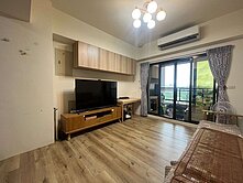 南勢茂捷雲耀三房車