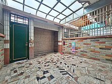 清水牛埔仔公園旁前院車庫臨路美墅間間套房