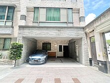近湖美｜安平採光極佳大面寬大坪數雙車墅