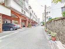 朴子夜市旁優質車庫透天(專)