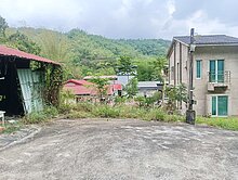 美濃茶頂山建地~群山環抱