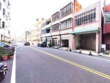 中壢👉臨路10米透天店面