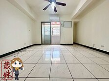 樂福獨家✨烏日三鐵共構大5房機上車位美屋