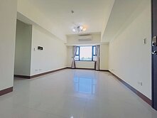 中山路商圈鳳西國小~漂亮四房平車