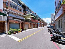 超值車墅緊來跨‼️右昌商圈傳統格局五大房車墅