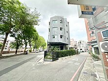  水湳經貿｜全新未住獨棟電梯別墅｜8房規劃好運用