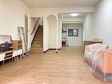 中興商圈便宜透天厝