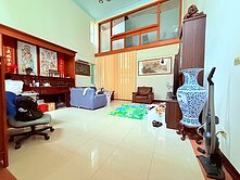 宜市東門夜市邊間孝親房5房透天~台灣房屋婕如~小豬