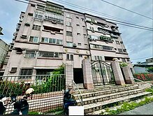 員山近雙市區可三房華廈